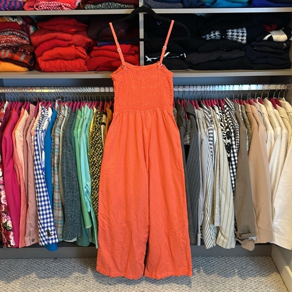 Universal Thread coral adjustable strap 2 pocket smocked cropped jumpsuit XS - Picture 3 of 3